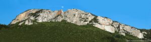 finale-by-thomas-panoramica-monte-cucco-copyright-ridim